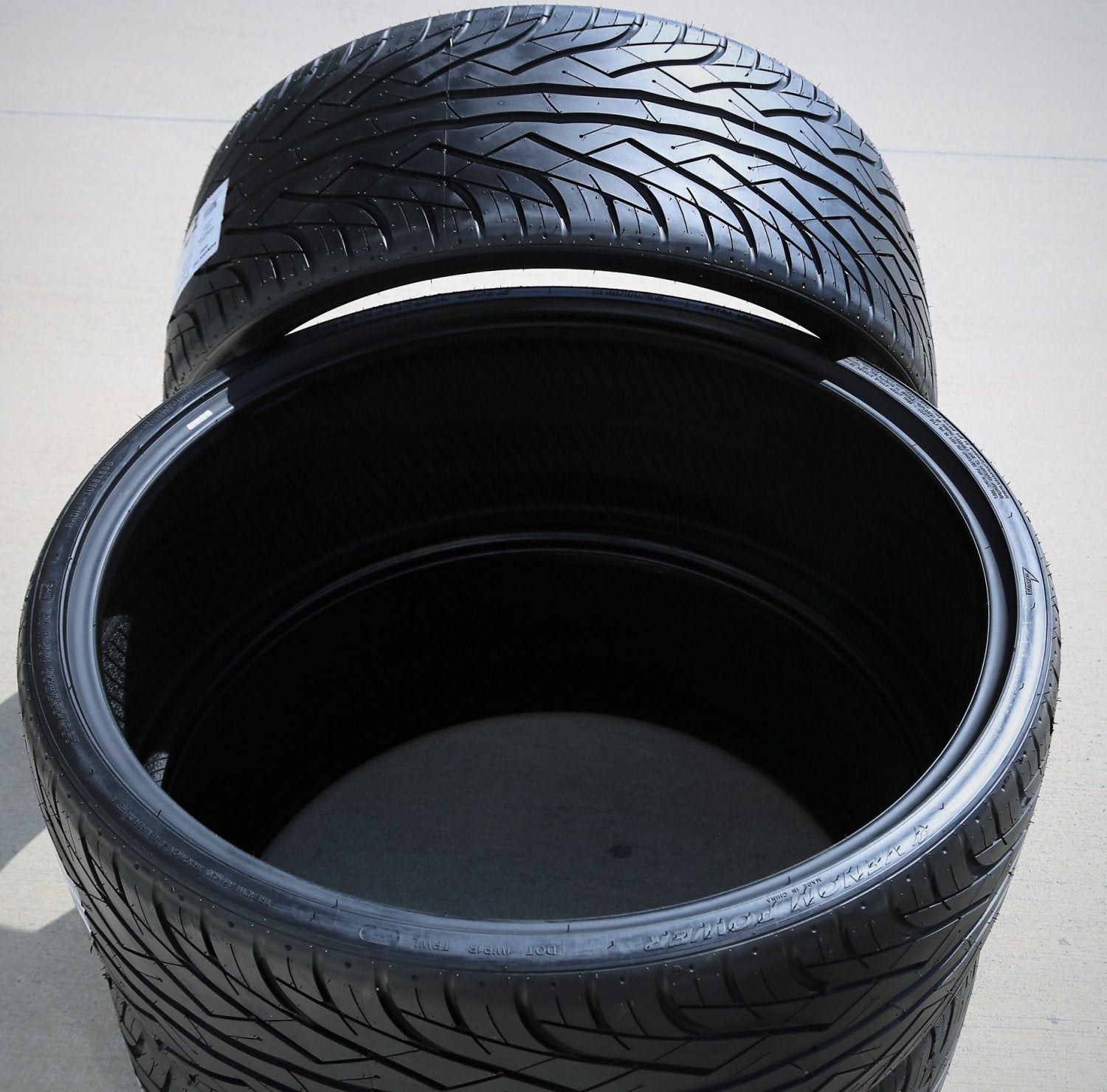 2025 Neumático de alto rendimiento Venom Power Ragnarok One 295/25R28 ZR 103W XL M+S