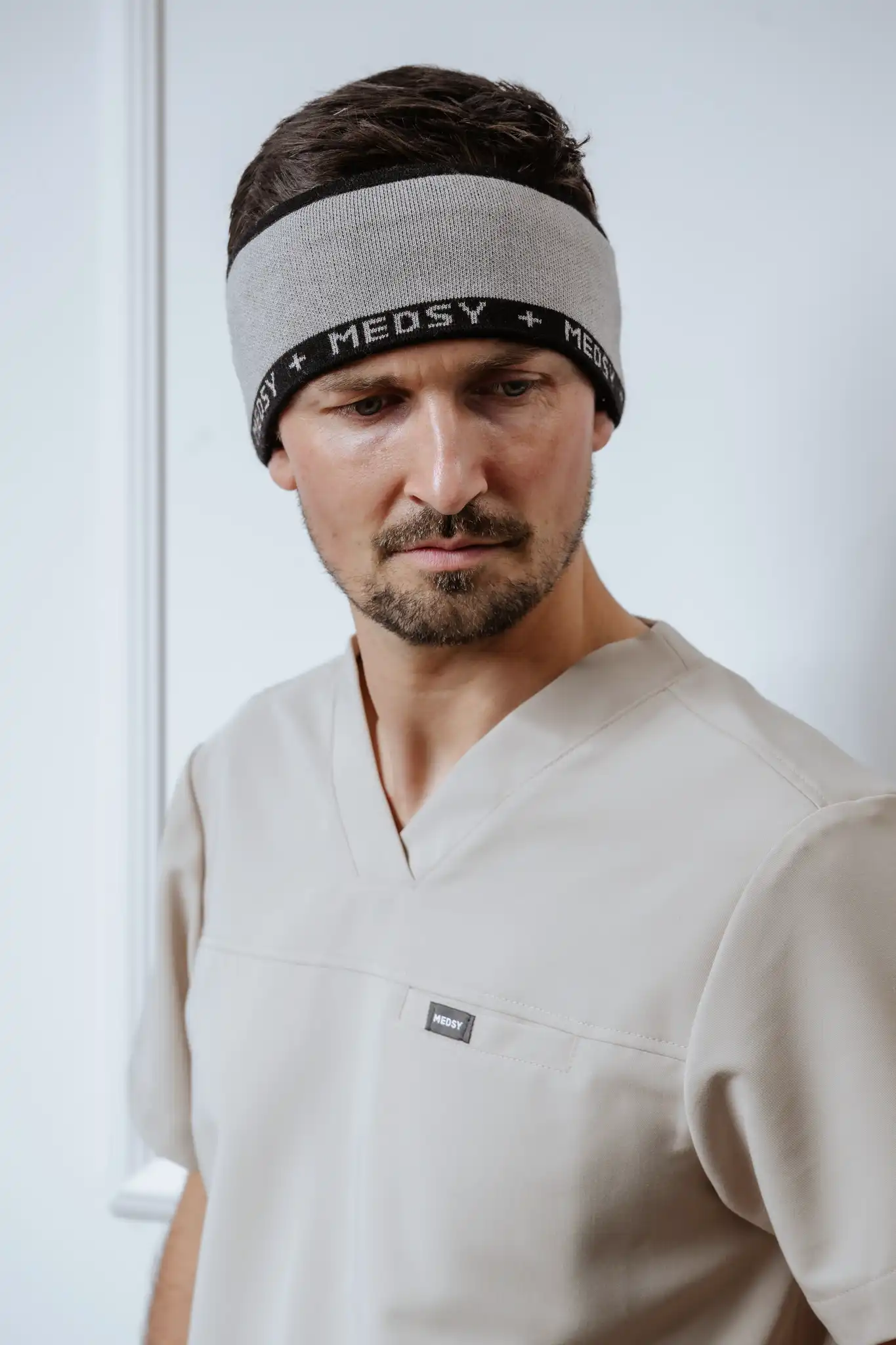 Opaska zimowa dla medyka CRUE