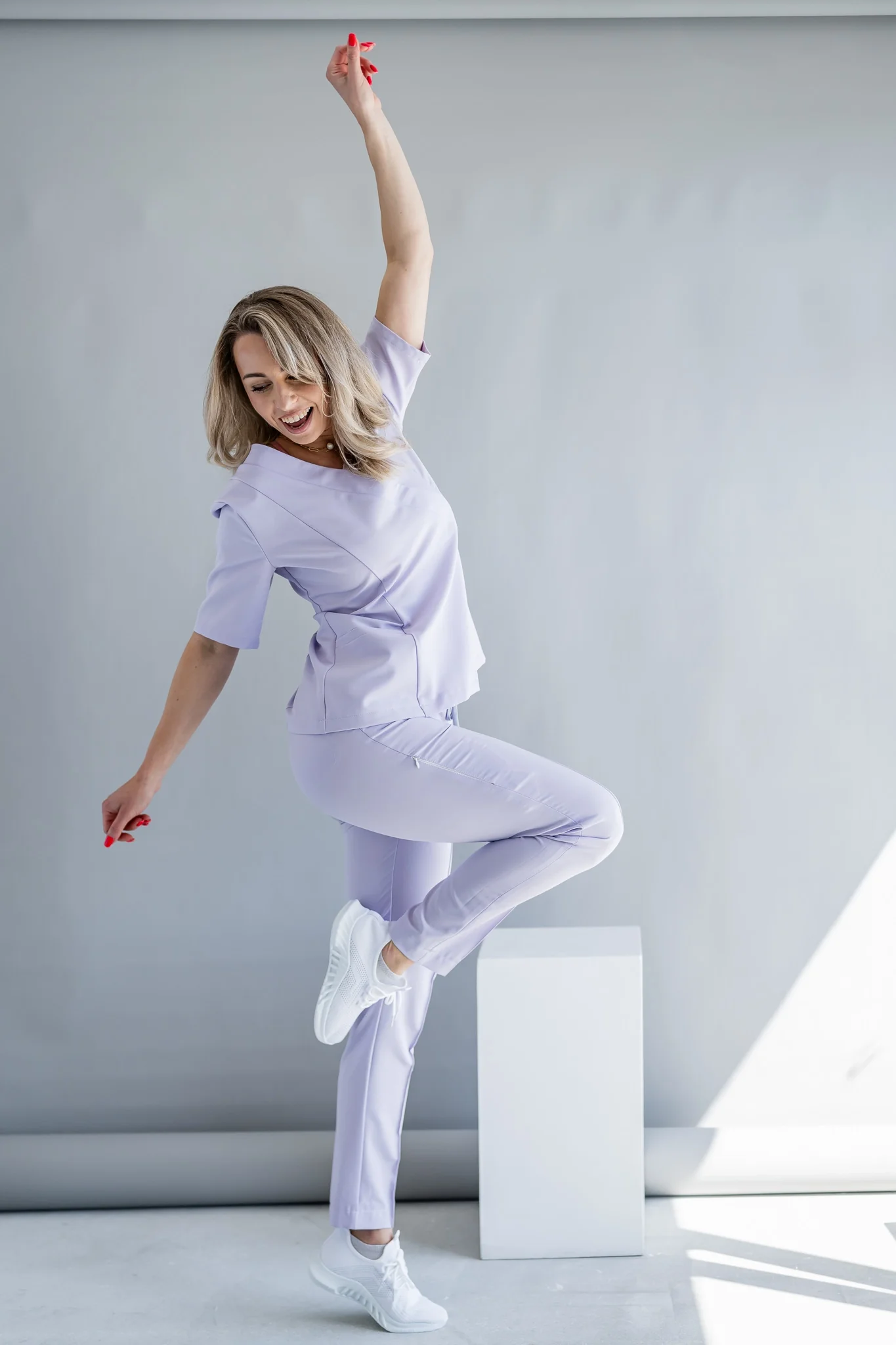 Spodnie medyczne damskie z kantem VERONA Profi.Me