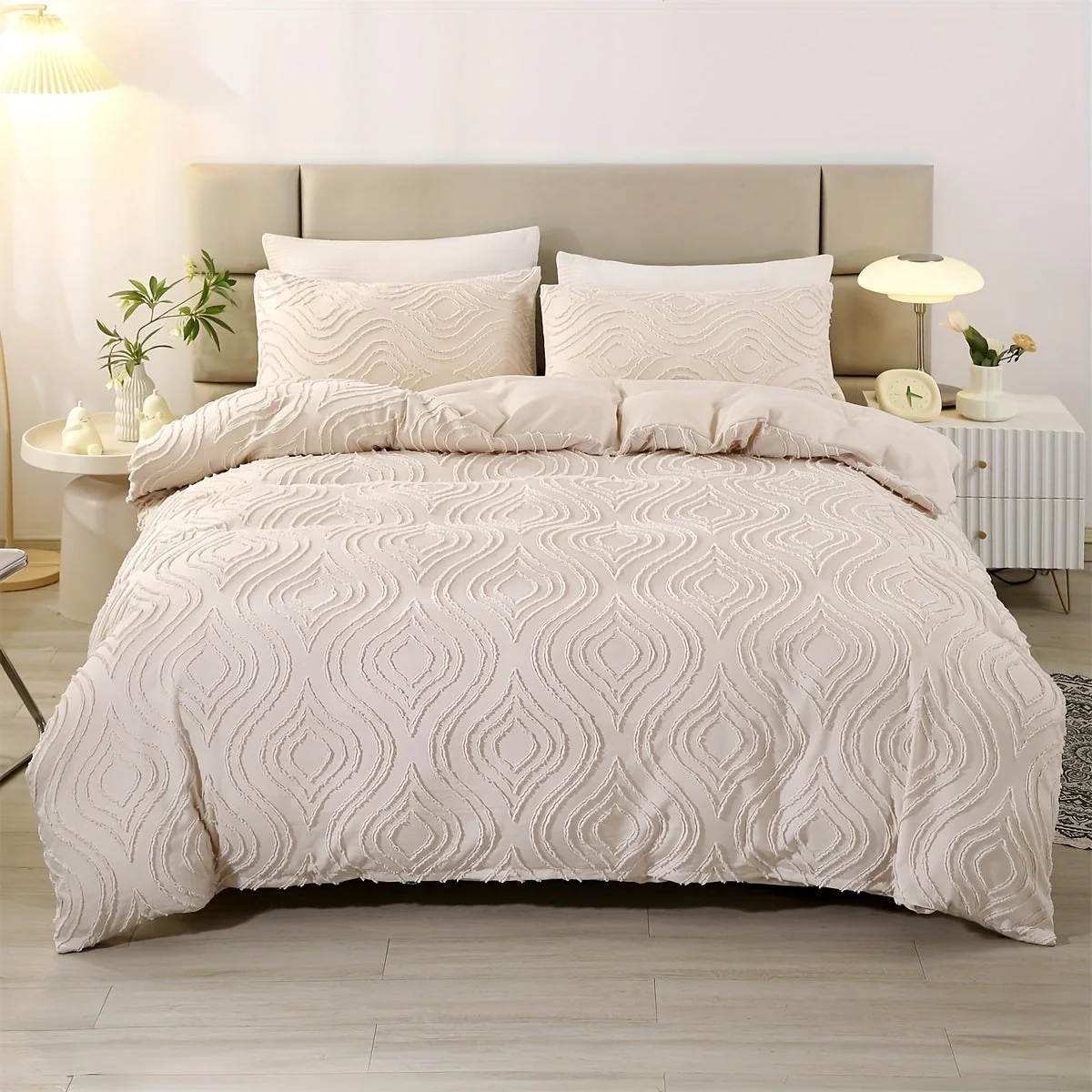 Geometric-Pattern Duvet Cover Set with Pillowcases, Machine Washable