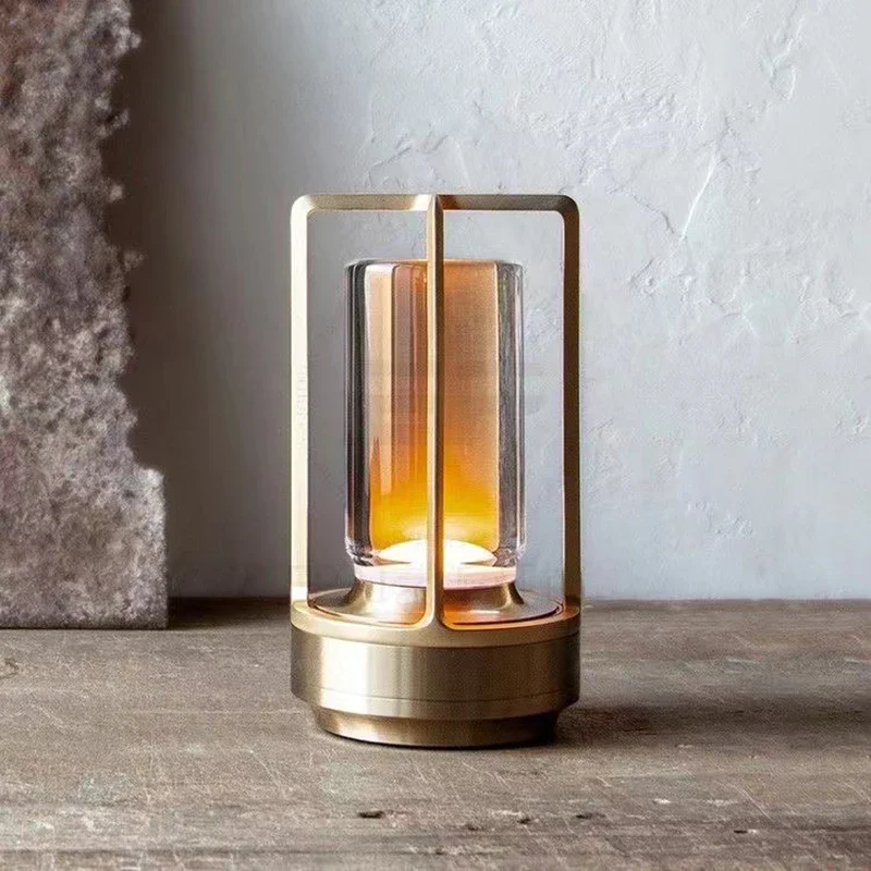 Modern Rechargeable LED Lantern with USB Port �C Minimalist Indoor/Outdoor Light