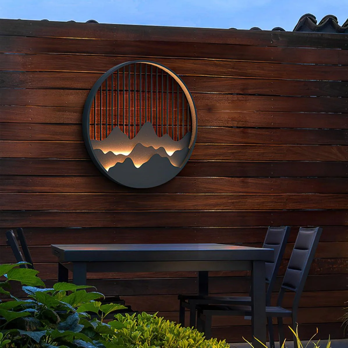 Modern Outdoor Wall Light �C Weatherproof LED Garden Lamp with 3D Mountain Design