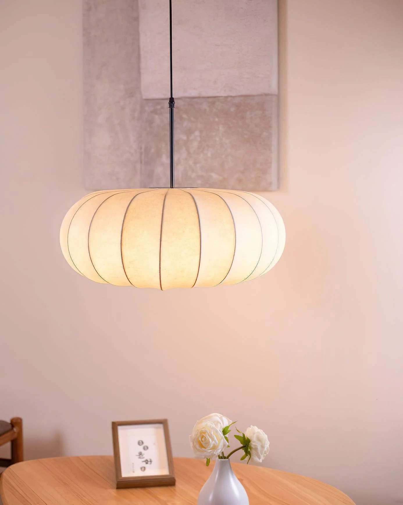 Minimalist Verona Pendant Light with Ribbed Design and Japanese Elegance
