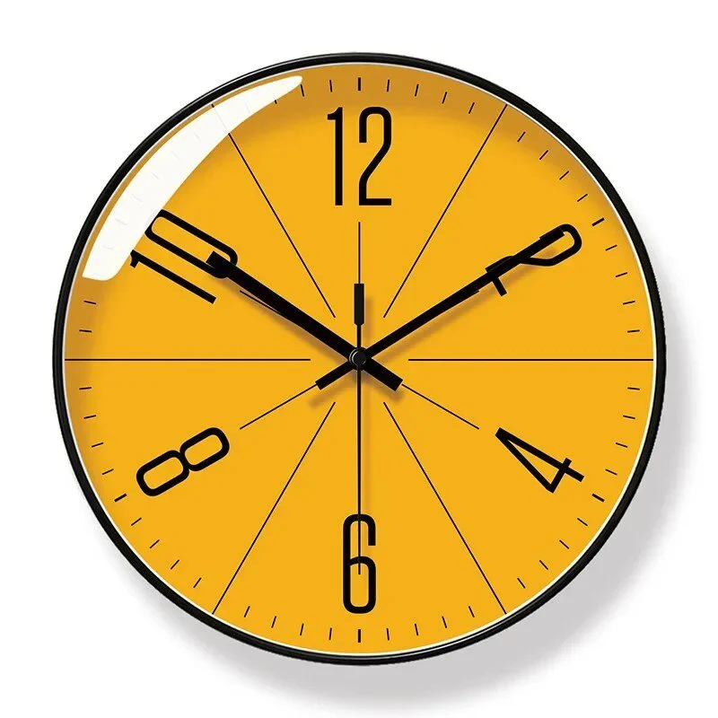 Nordic Style Quartz Wall Clock with Bold Numerals