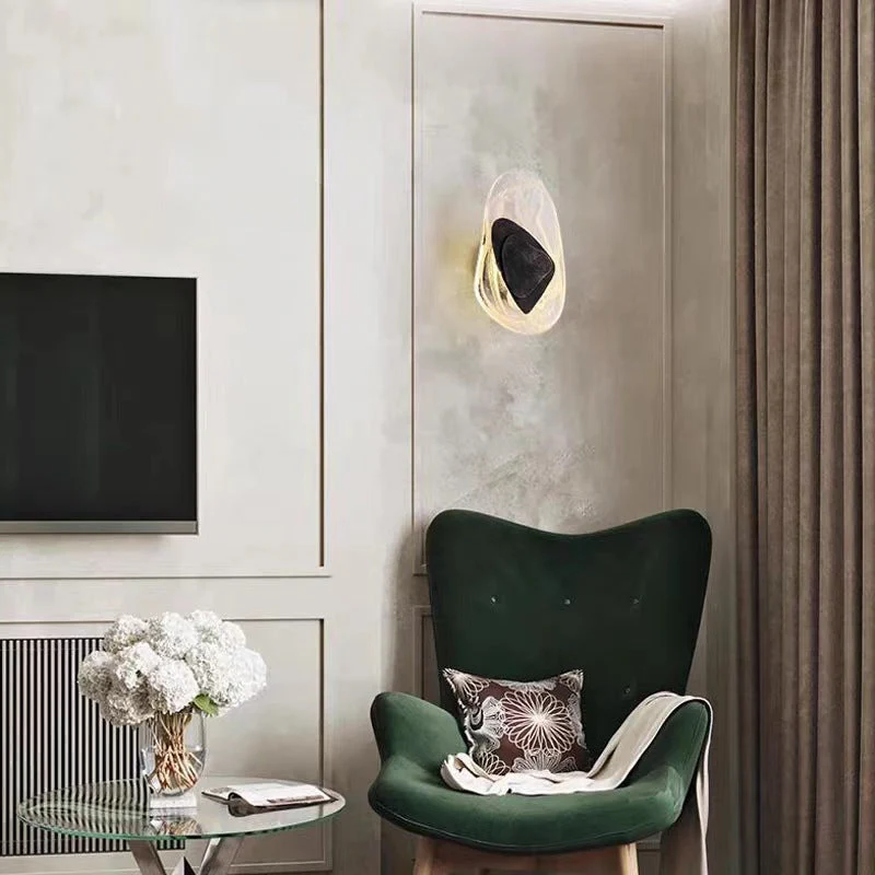 Modern Nordic Wall Light with Crystal Glass Shade �C LED Ambient Wall Lamp