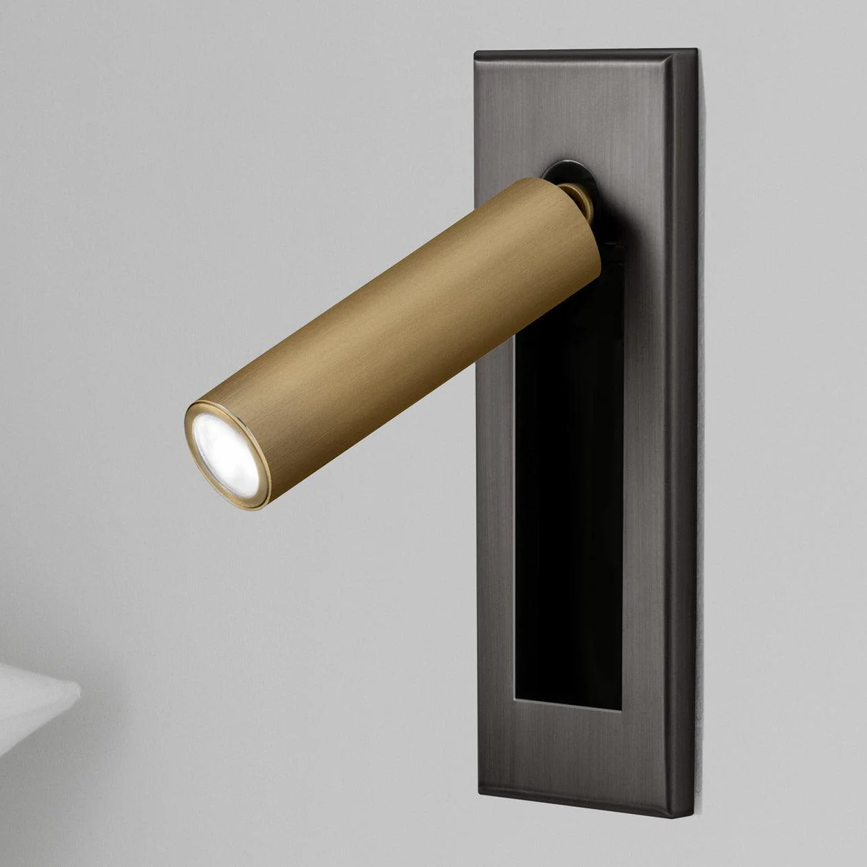 Modern Recessed Wall Light �C Adjustable LED Bedside Reading Lamp, Minimalist Design