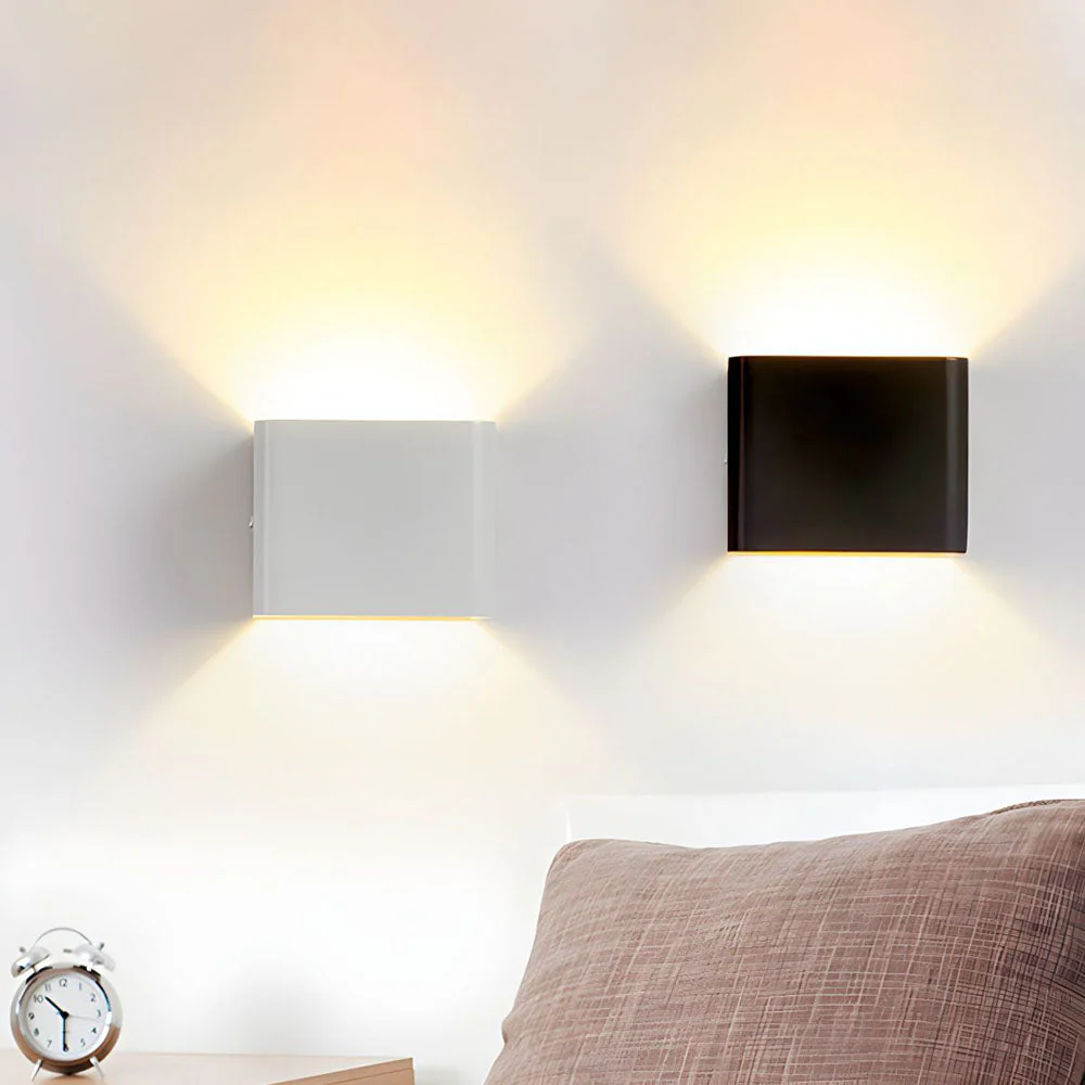 Modern Cube Wall Light �C Minimalist LED Sconce with Dual Up and Down Lighting