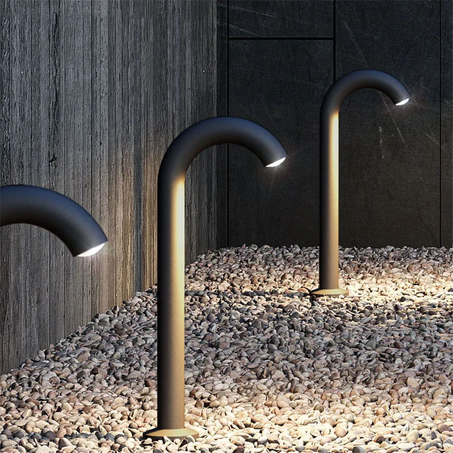 Minimalist IP68 Waterproof Aluminum Courtyard Light with 50,000-Hour LED Lifespan
