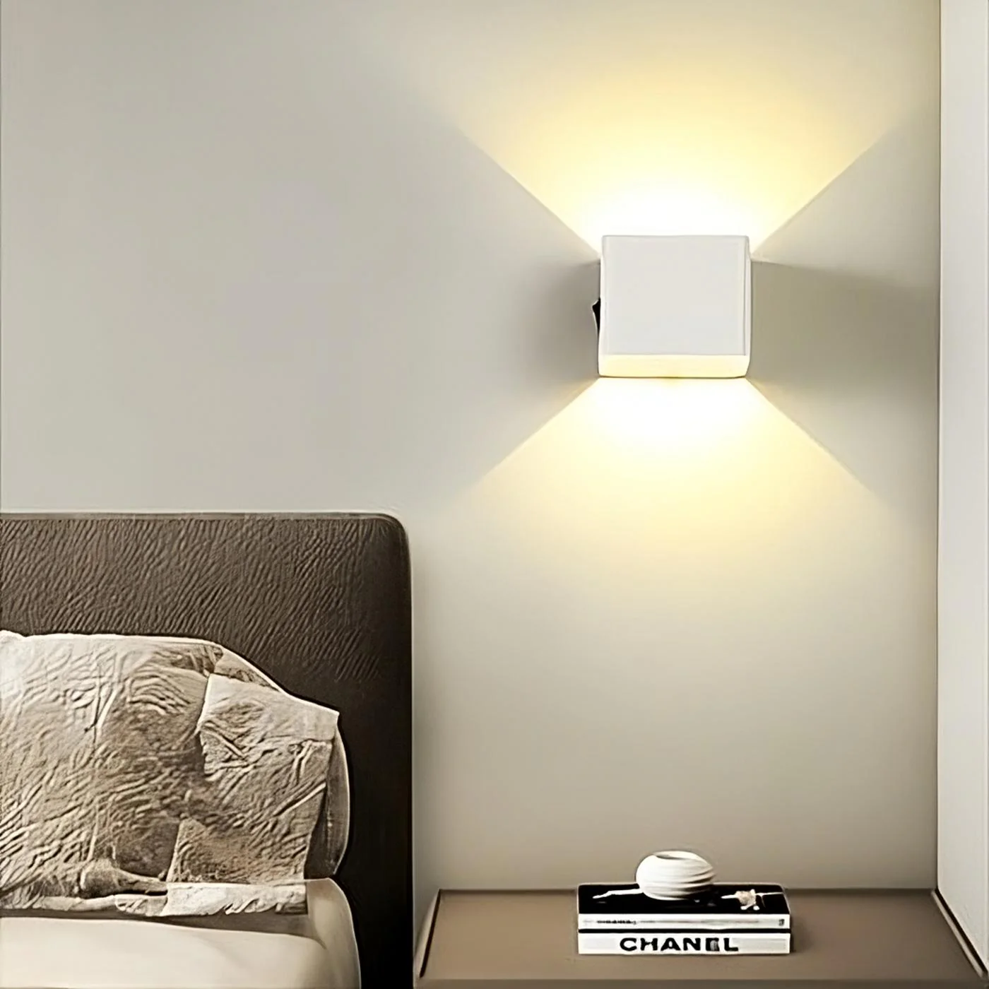 Modern Wall Light with Motion Sensor �C Cube LED Sconce for Hallways & Stairs