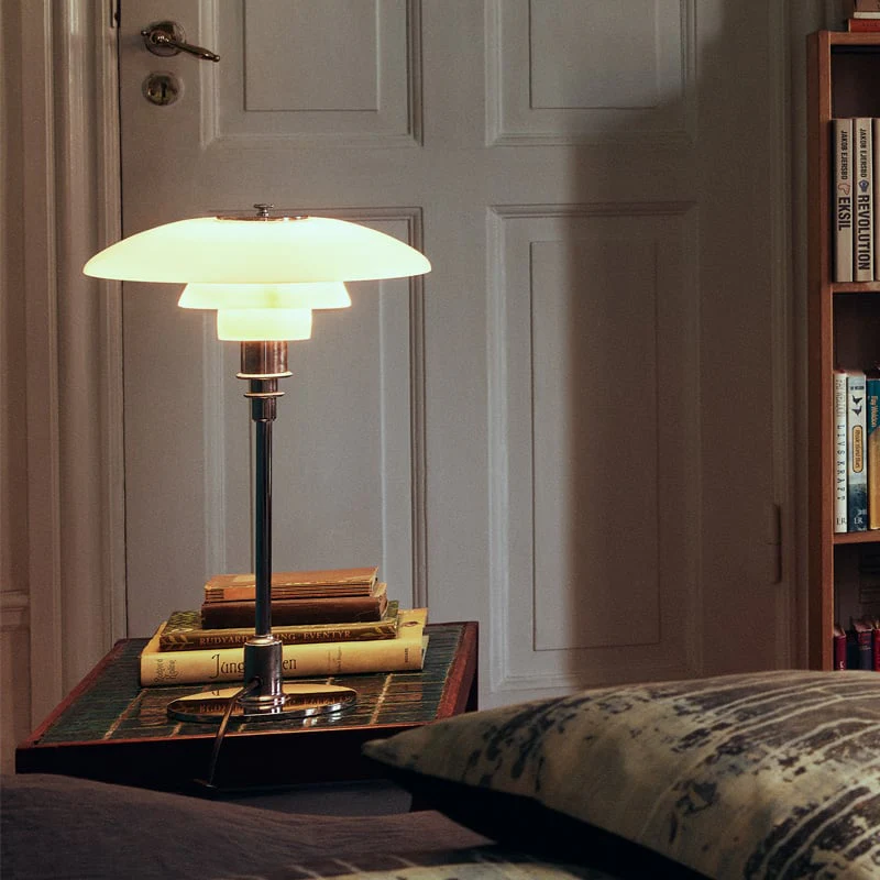 Scandinavian Art Deco Table Lamp with Glossy Dome Shade