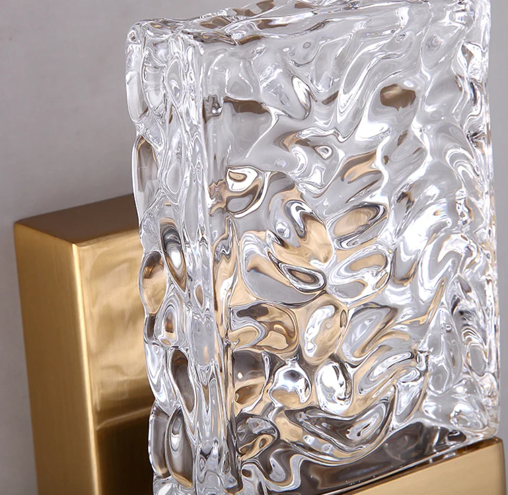 Crystal LED Wall Light �C Modern Textured Glass Sconce for Elegant Ambient Lighting