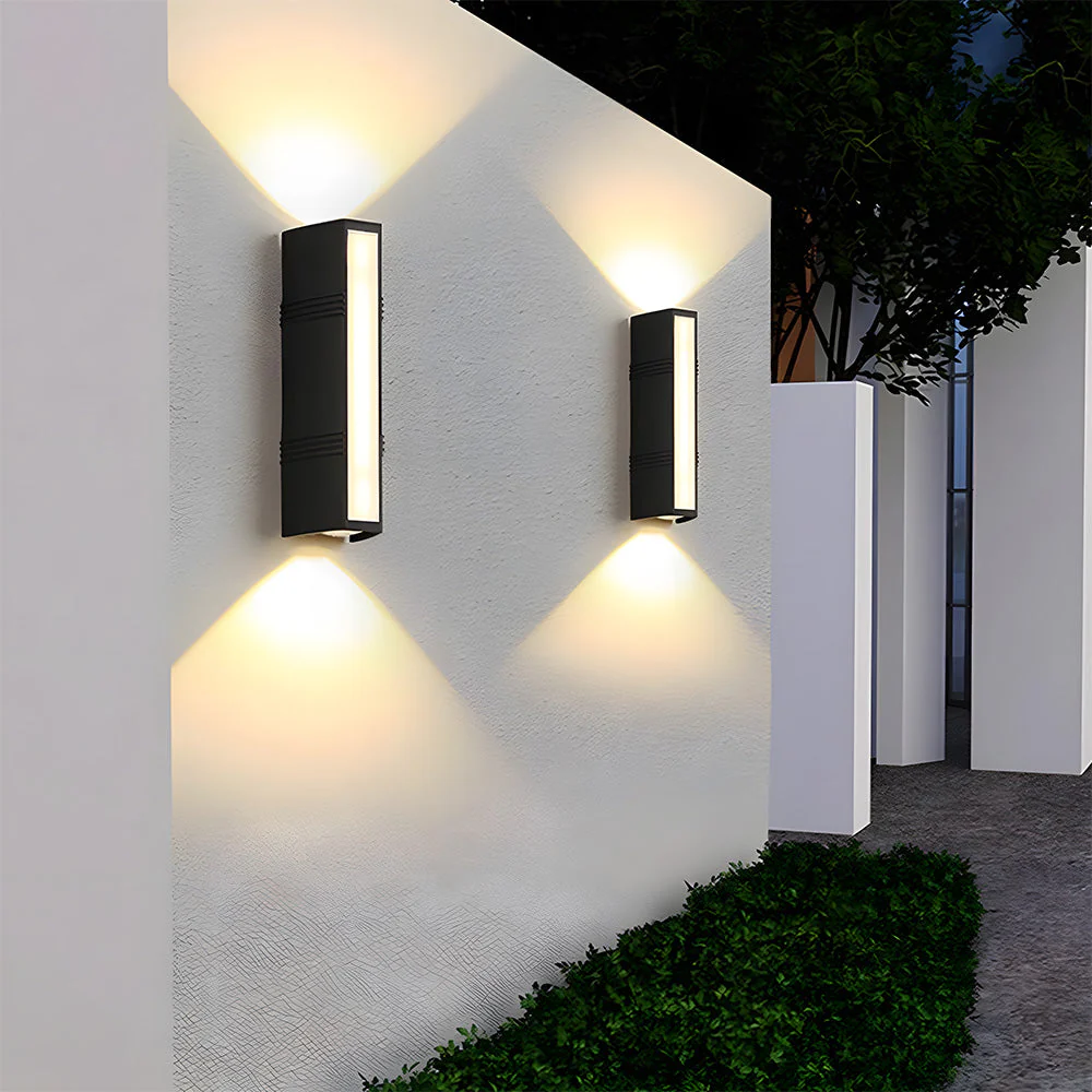 Modern LED Outdoor Wall Light �C Slim Waterproof Bi-Directional Up & Down Sconce