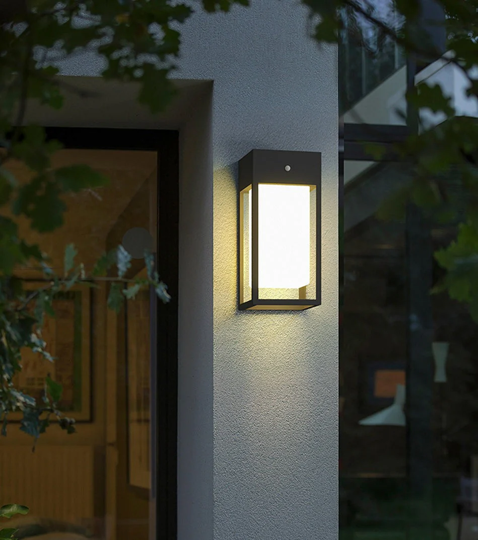 Smart Solar Outdoor Wall Light �C Modern IP65 LED Garden Sconce in Stainless Steel
