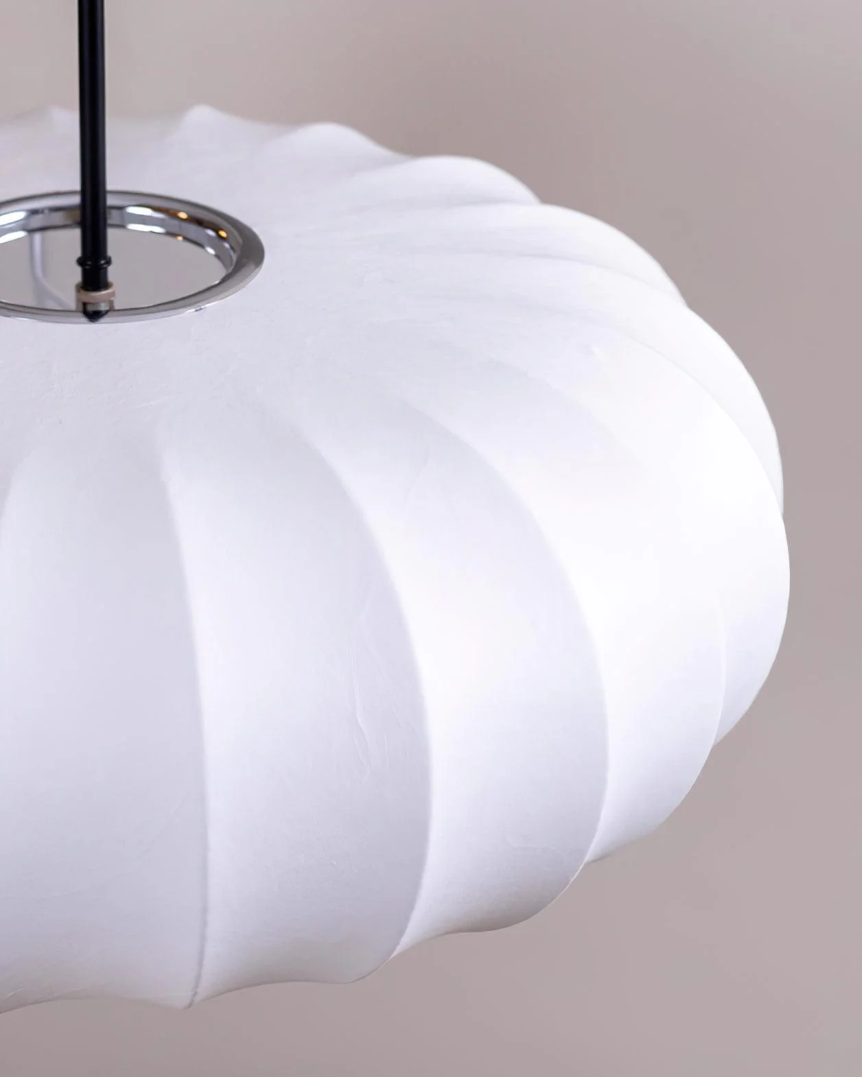 Minimalist Verona Pendant Light with Ribbed Design and Japanese Elegance