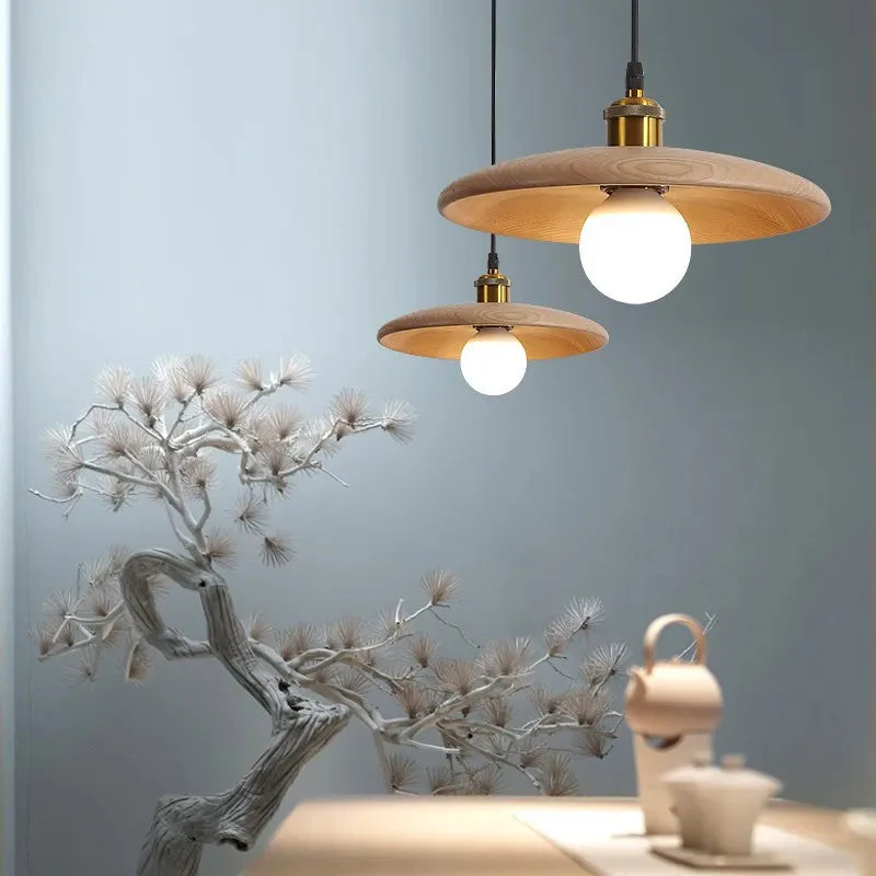 Minimalist Wood Grain Pendant Light with Sleek Dome Design