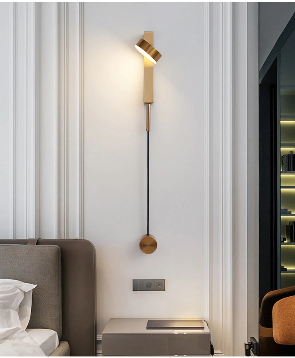 Modern Adjustable Wall Light �C Minimalist LED Sconce in Iron & Aluminium