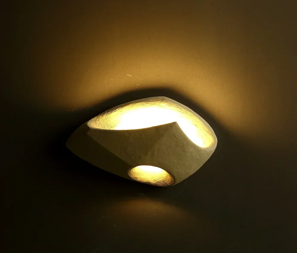 Wabi-Sabi Cement Wall Light �C Modern Sculptural LED Sconce with Organic Design
