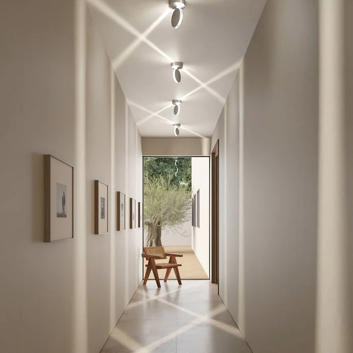 360�� LED Ceiling Track Light with Adjustable Spotlights for Home Decor