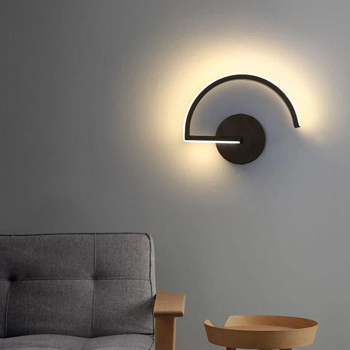 Modern Curved Aluminium LED Wall Light �C Minimalist Contemporary Sconce