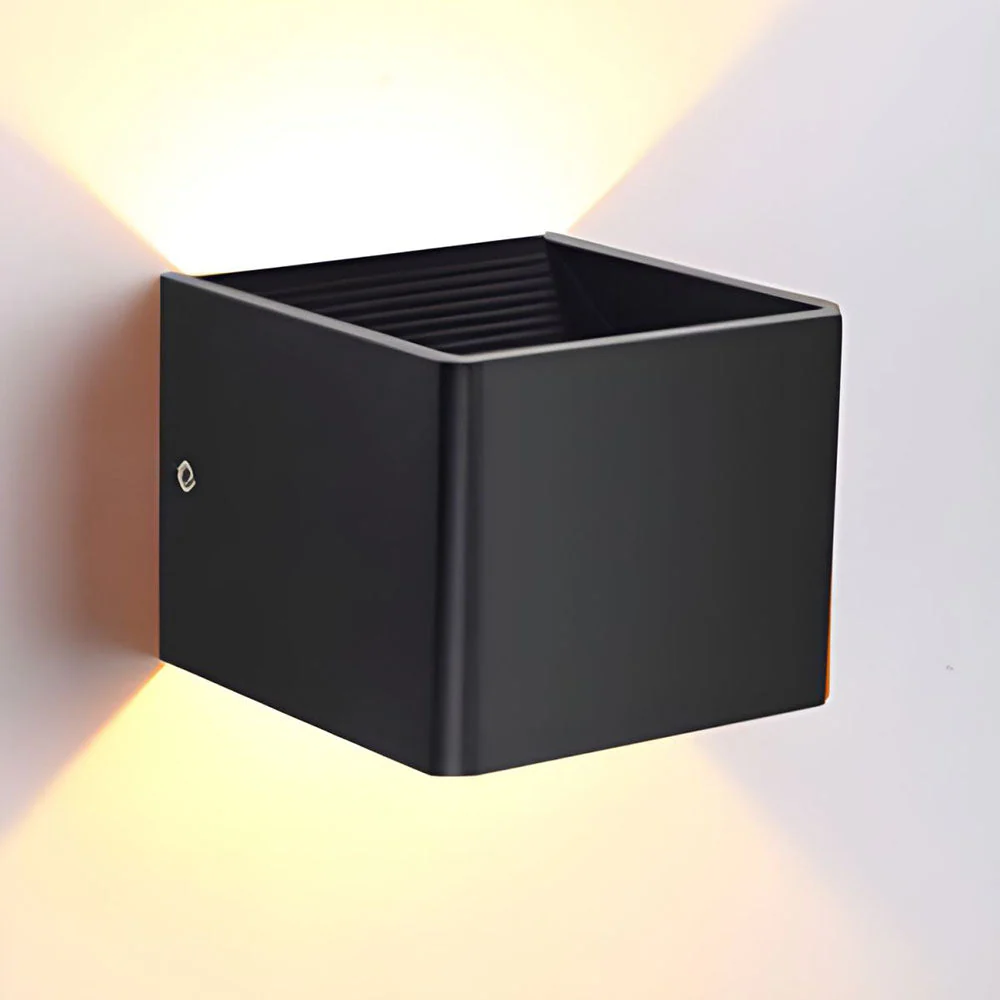 Modern Cube Wall Light �C Minimalist LED Sconce with Dual Up and Down Lighting