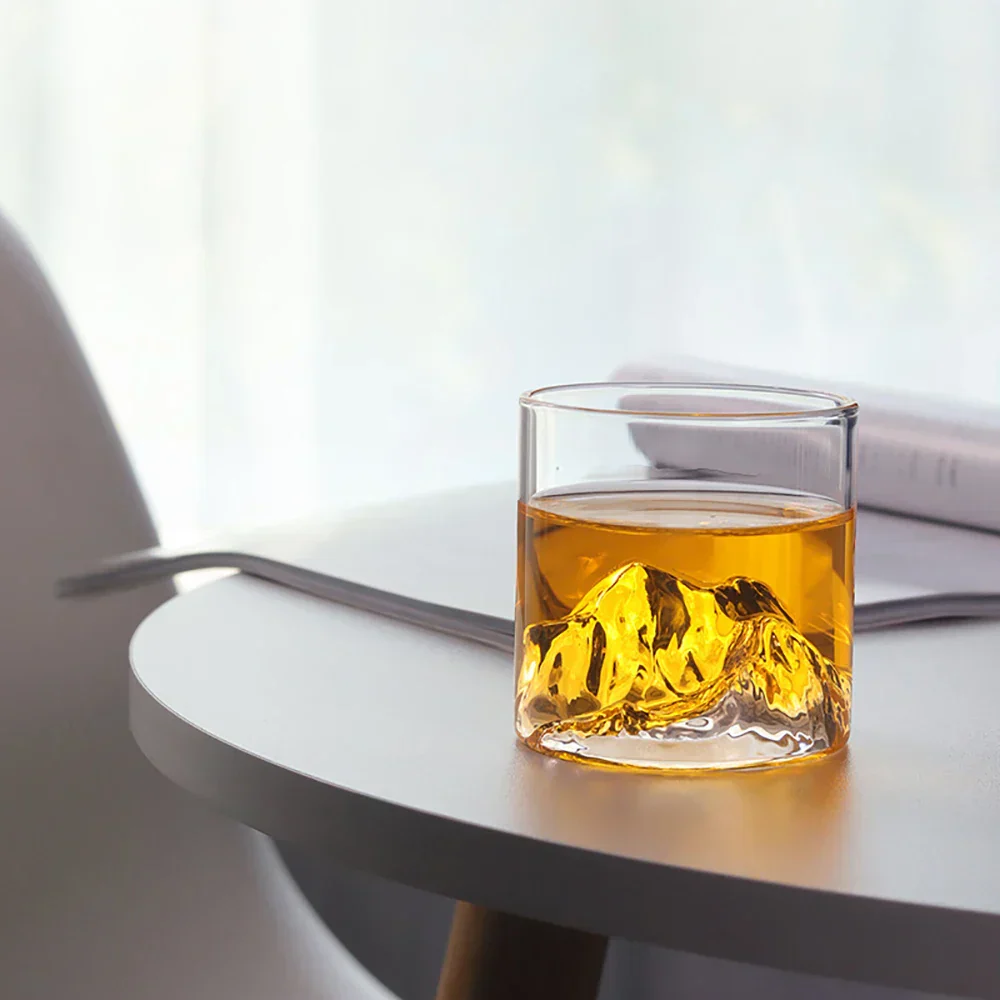 3D Mountain Whiskey Tumbler Glass - Artistic Modern Design for Enthusiasts