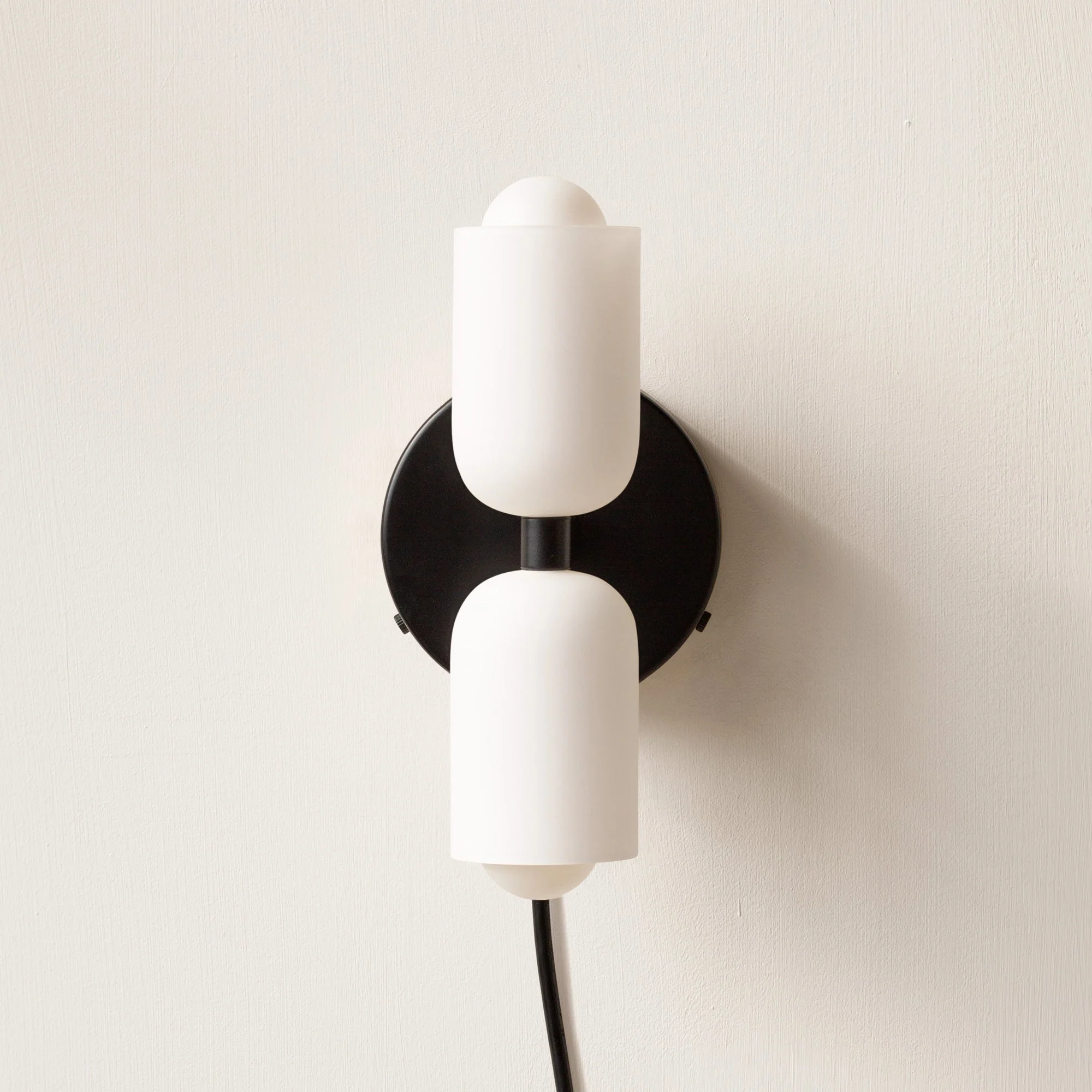 Modern Double Wall Light with Cylindrical Shades �C Sleek Metal Sconce for Indoor Use
