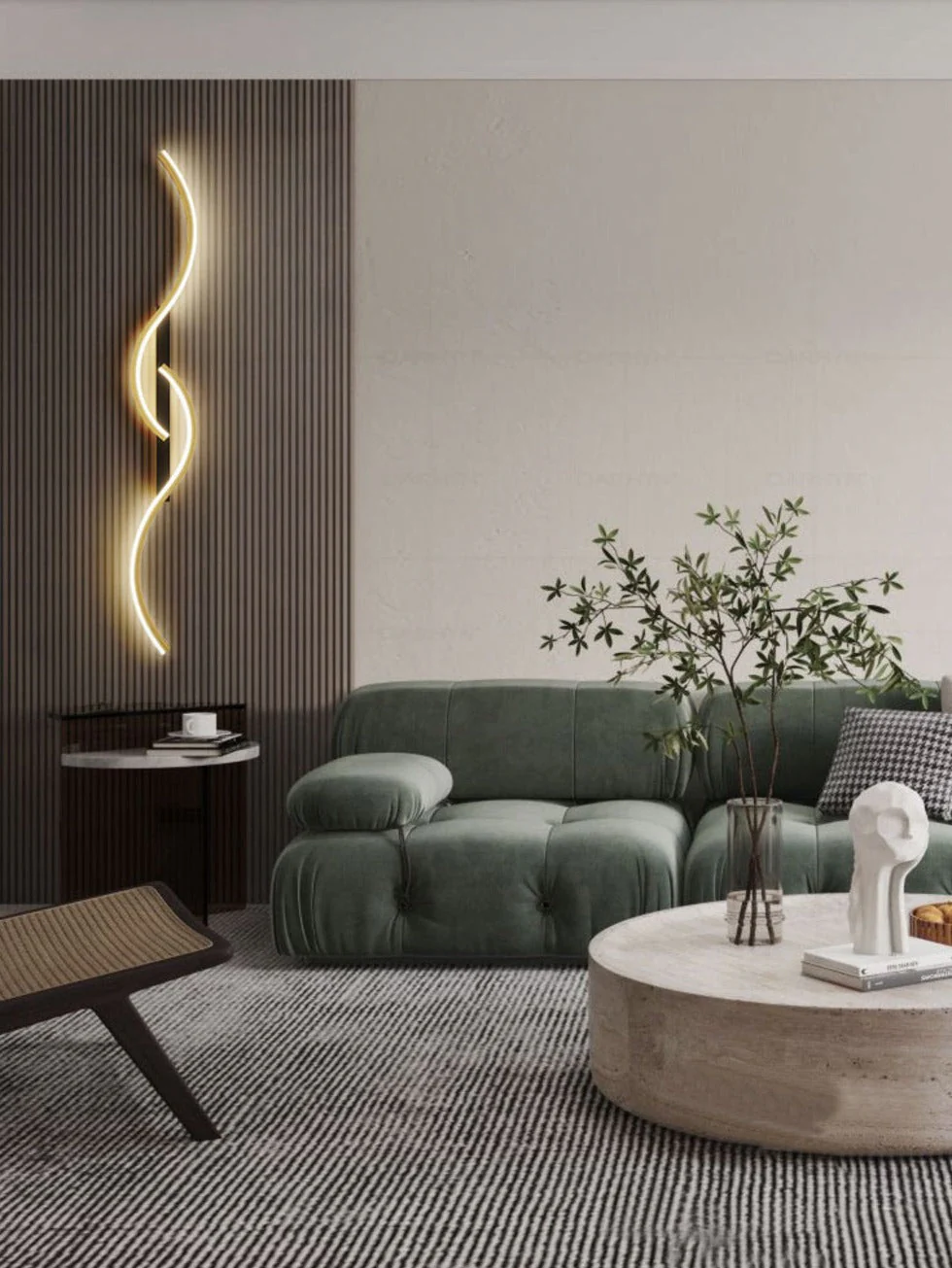 Modern LED Wall Sculpture Light �C Minimalist Curved Design in Metal & Aluminium