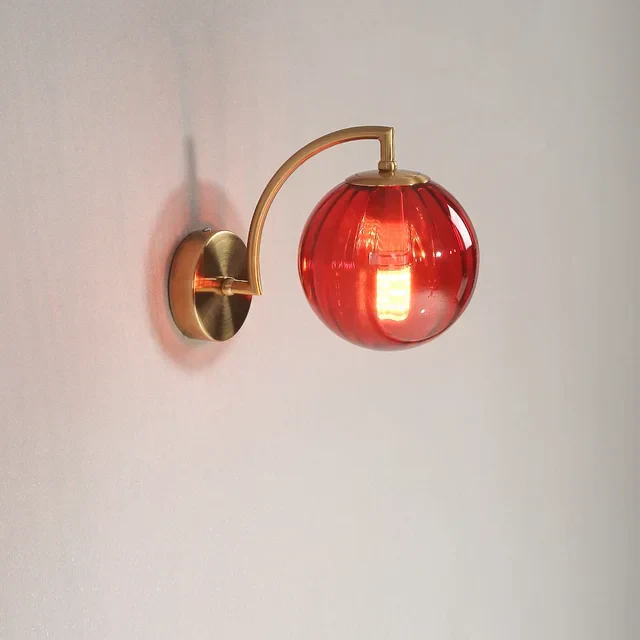 Modern Glass Wall Light �C Elegant Ribbed Shade Sconce with Brushed Metal Arm