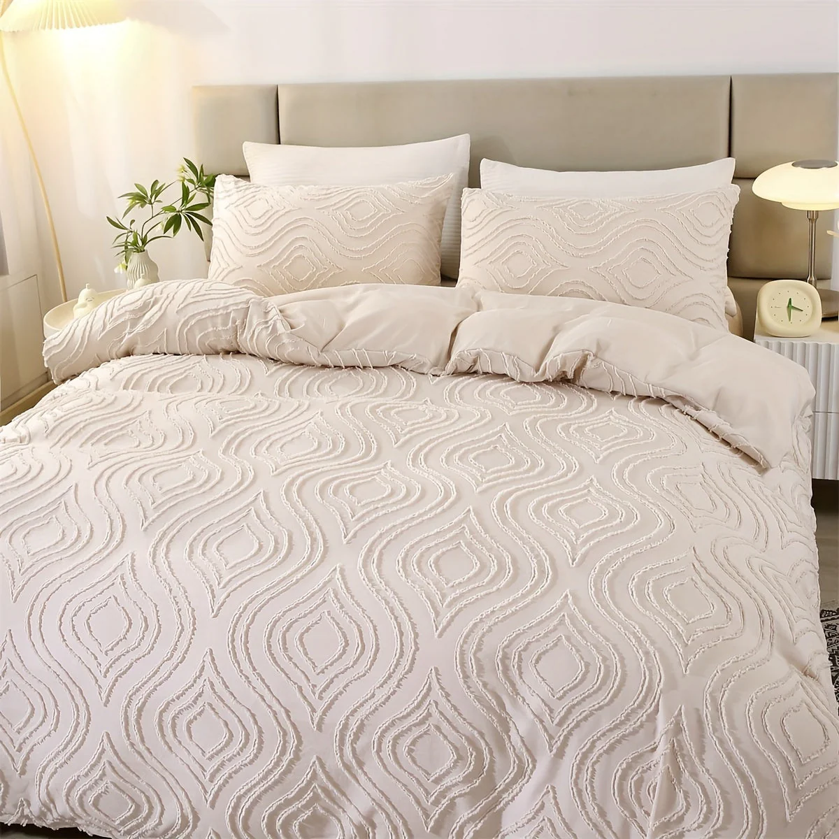 Geometric-Pattern Duvet Cover Set with Pillowcases, Machine Washable