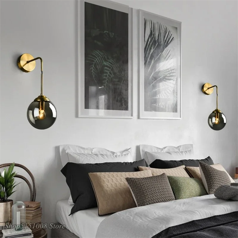 Modern Glass Wall Light �C Nordic Style Sconce with Clear Globe and Metal Arm