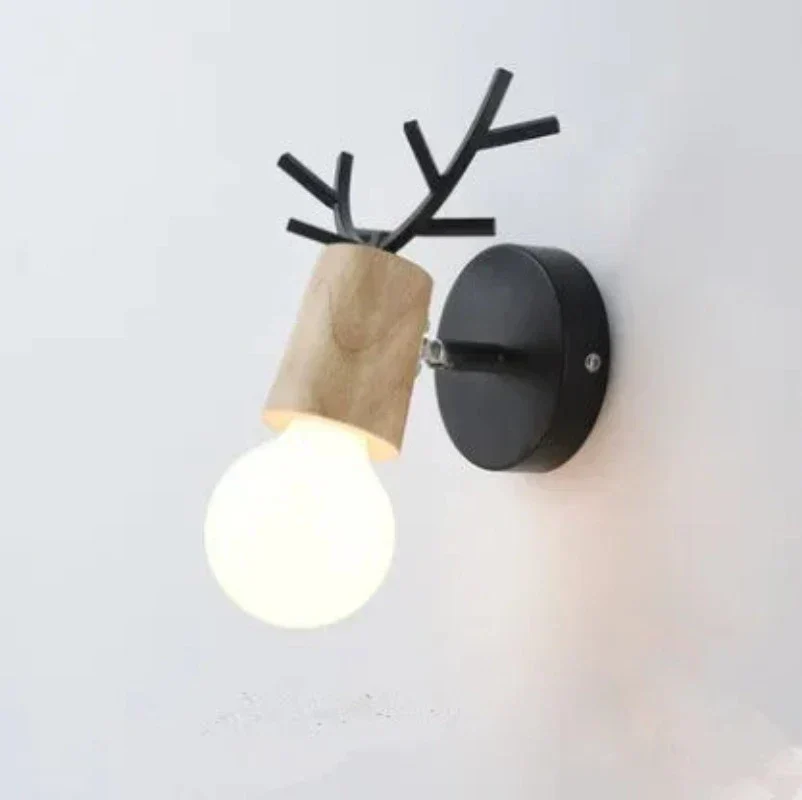 Modern Antler Wall Light �C Nature-Inspired Resin & Metal Sconce with Matte Finish