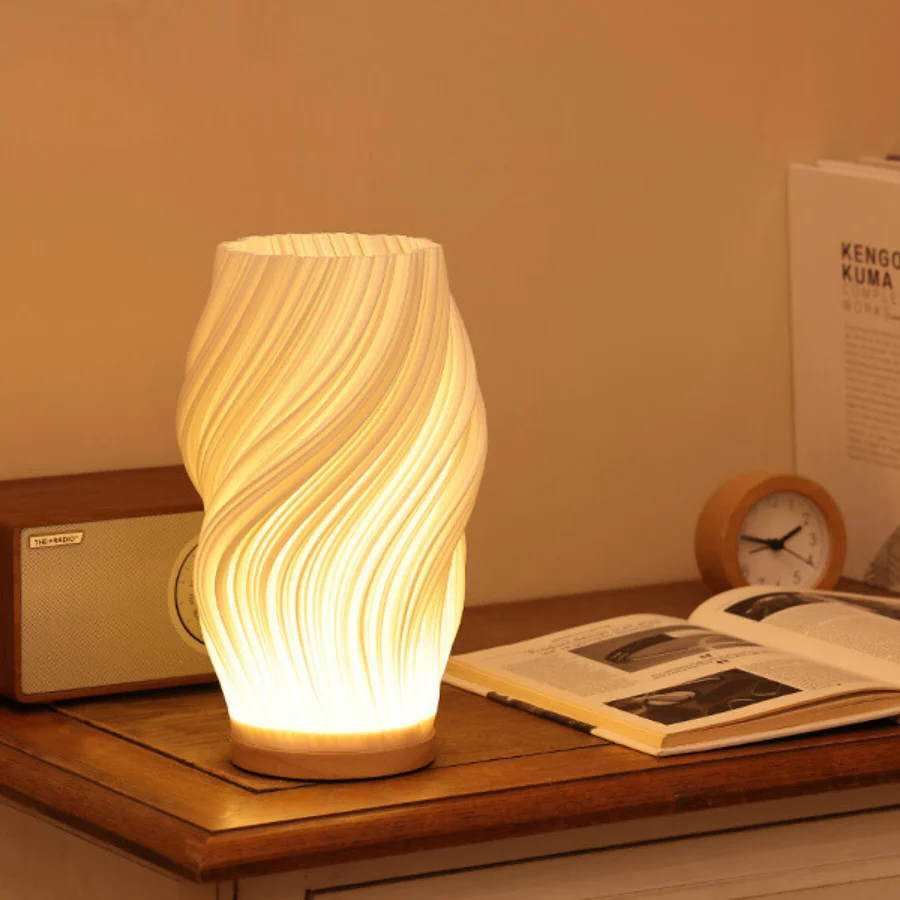 Modern Sculptural Wavecrest Lamp �?Artistic Table Lamp with Fluid Design