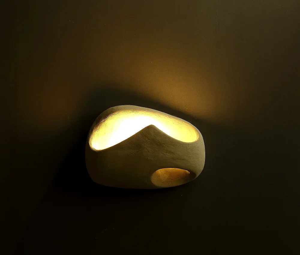 Wabi-Sabi Cement Wall Light �C Modern Sculptural LED Sconce with Organic Design