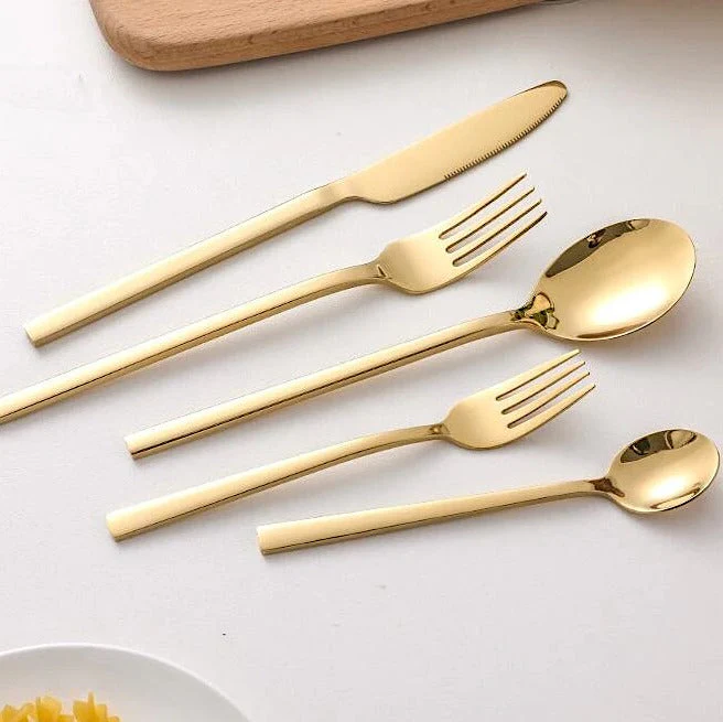 Modern 30-Piece Stainless Steel Flatware Set �C Sleek, Dishwasher Safe Design
