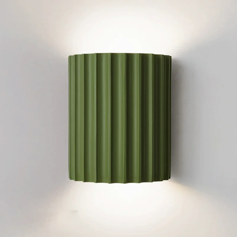 Modern Resin Wall Sconce �C Ribbed LED Light for Living Room & Hallway