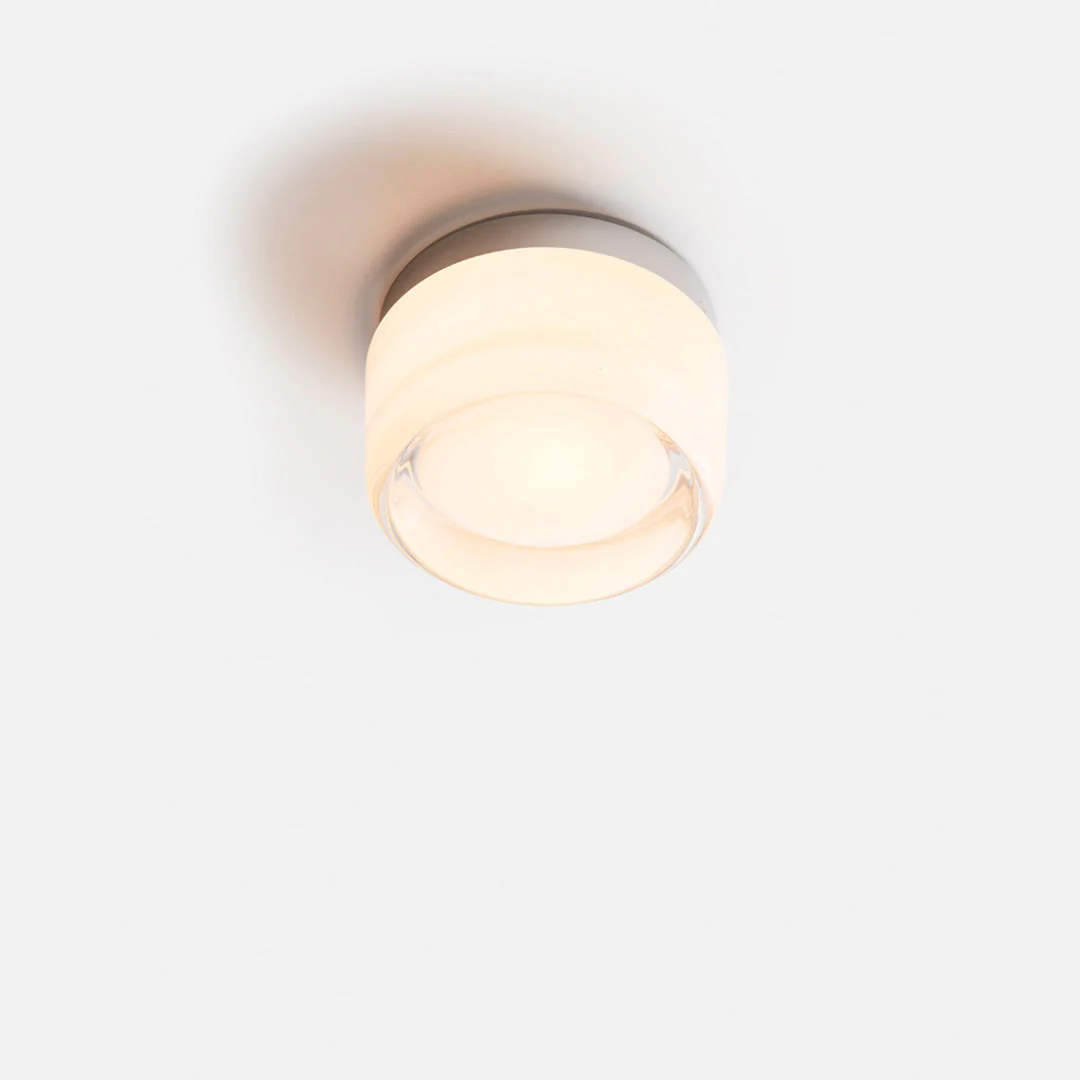 Modern Dimpled Wall Sconce �?Metal Light Fixture