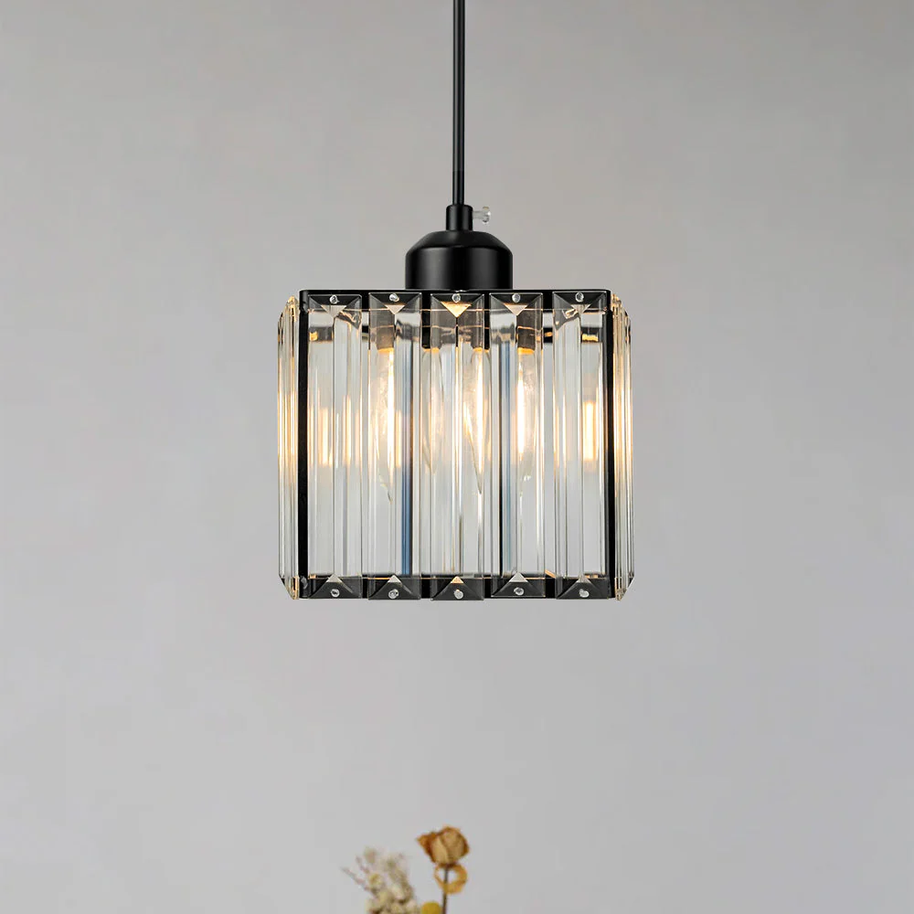 Modern Multi-Light Glass Pendant Light �C Sleek Geometric Design for Kitchen or Dining Room