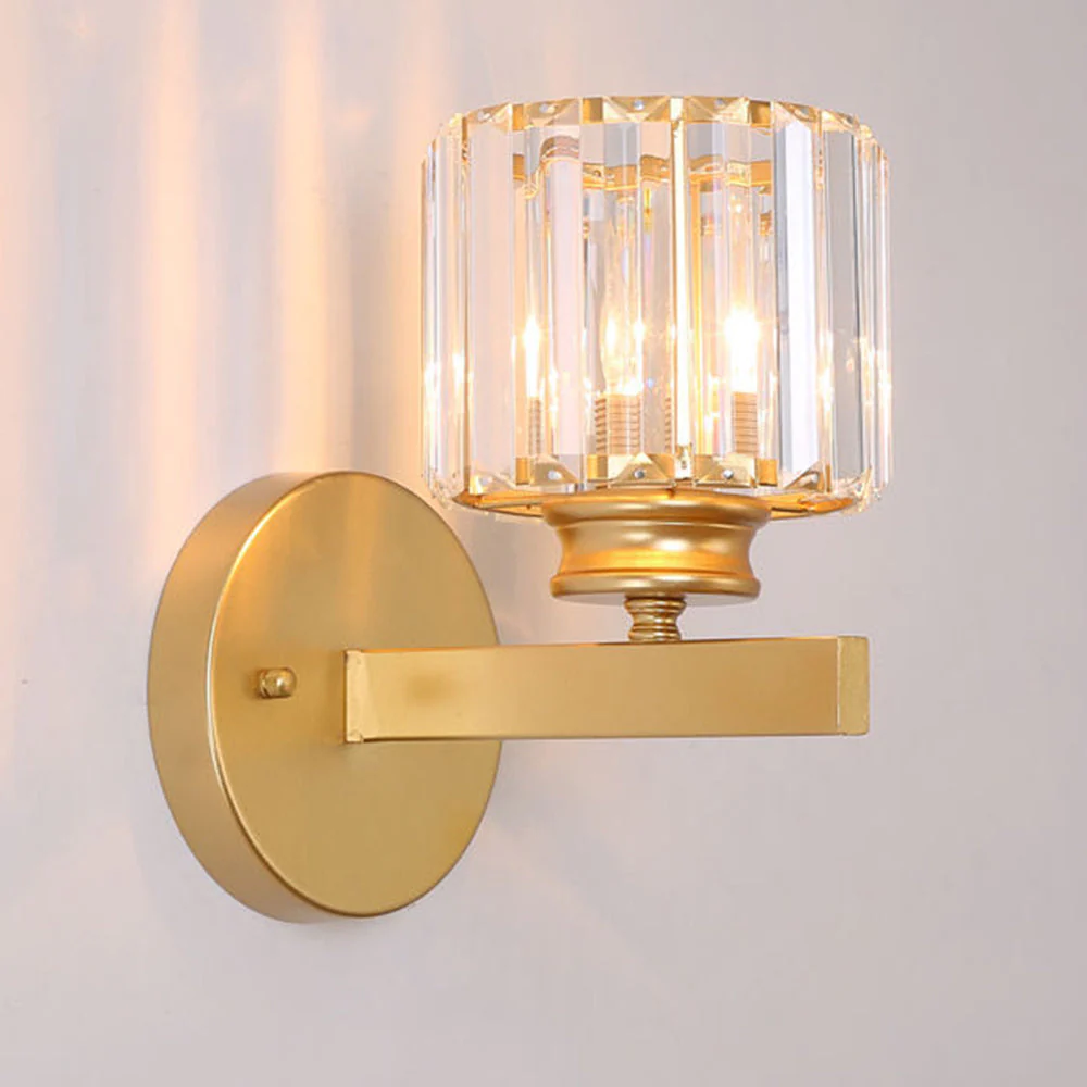 Modern Crystal Wall Light with Ribbed Glass Shade �C Square & Round Options Available