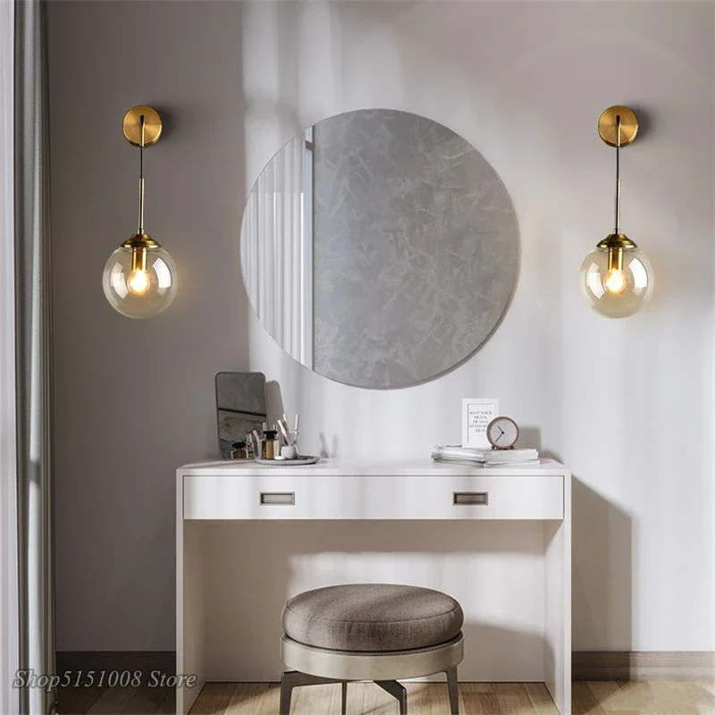 Modern Glass Wall Light �C Nordic Style Sconce with Clear Globe and Metal Arm