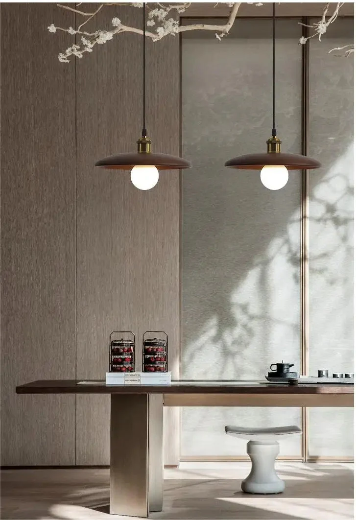 Minimalist Wood Grain Pendant Light with Sleek Dome Design