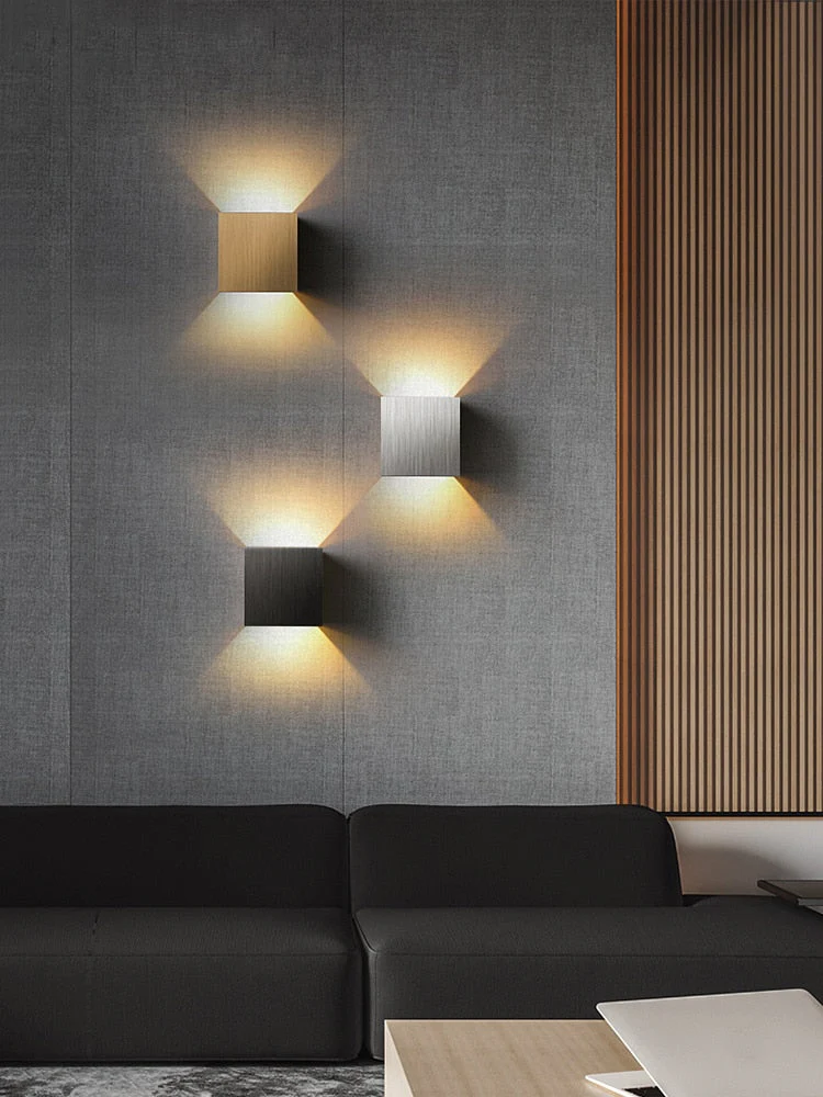Minimalist Square Wall Lamp �C Modern Aluminum & Iron Light Fixture
