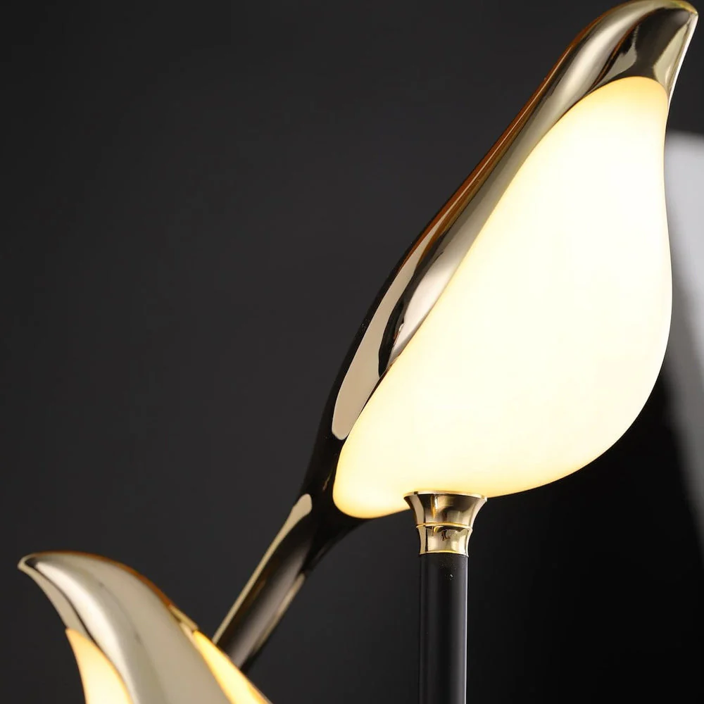 Elegant LED Table Lamp with Artistic Bird Design - Modern Home Lighting