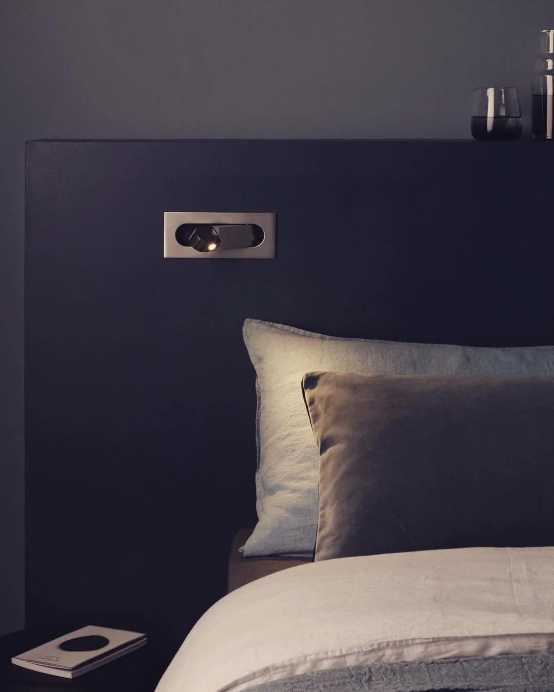 Modern Minimalist LED Wall-Mounted Adjustable Reading Lamp
