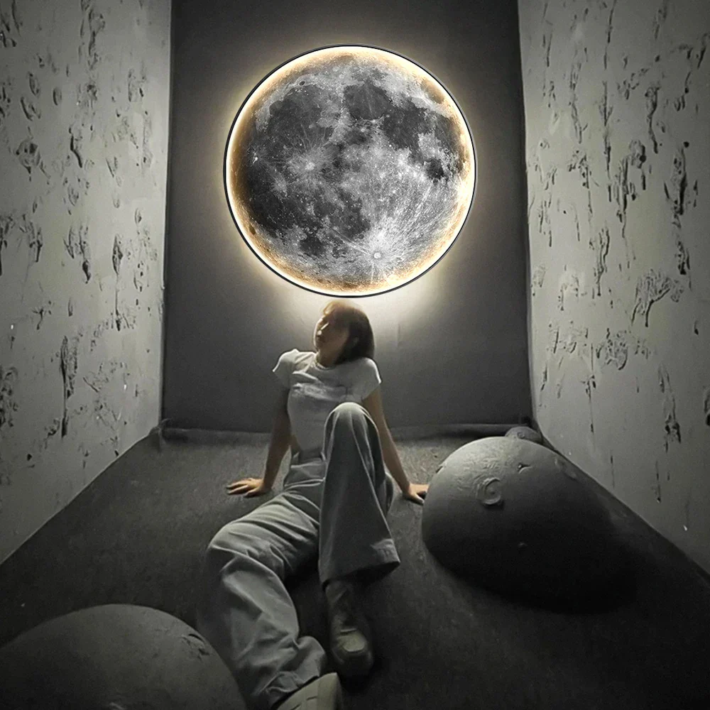 LED Moon Wall Light �C 3D Textured Lunar Lamp with Soft Glow