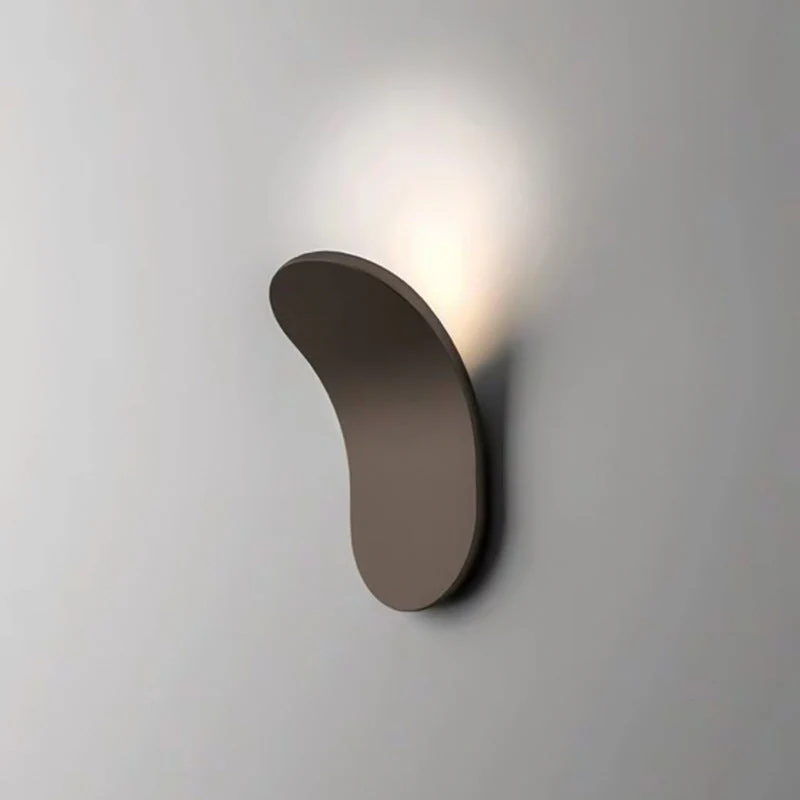 Modern Nordic Wall Light �C Asymmetrical Minimalist LED Sconce in Matte Iron Finish