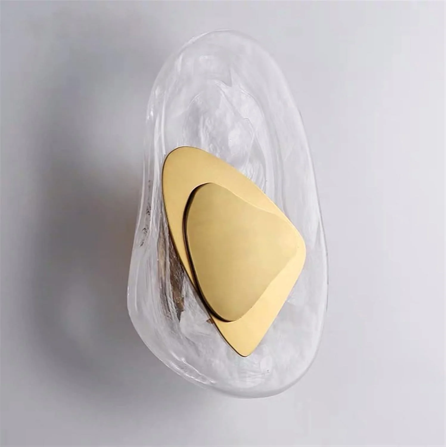 Modern Nordic Wall Light with Crystal Glass Shade �C LED Ambient Wall Lamp