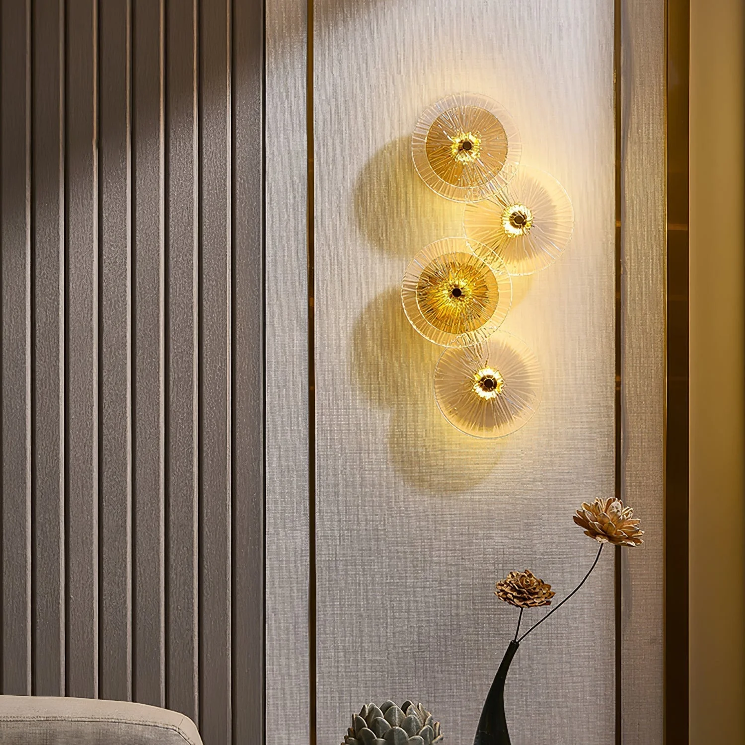 Modern Lotus Flower Wall Sconce �C Artistic LED Light with Elegant Radial Disc Design