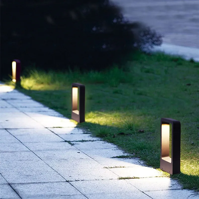 Modern Waterproof LED Garden Bollard Light �C Sleek Outdoor Ground Pathway Lamp