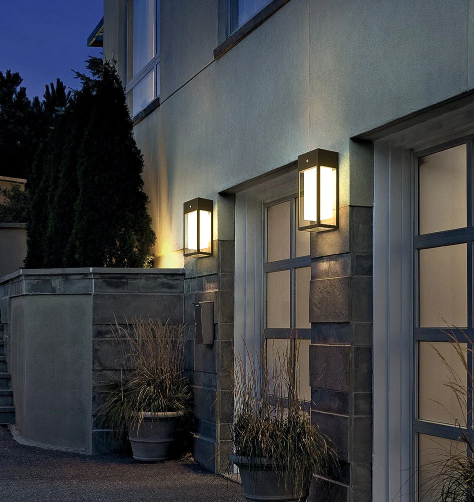 Smart Solar Outdoor Wall Light �C Modern IP65 LED Garden Sconce in Stainless Steel