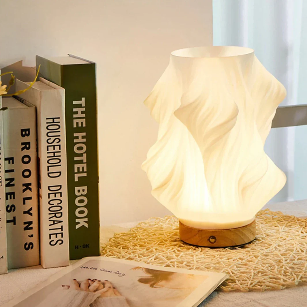Modern Sculptural Wavecrest Lamp �?Artistic Table Lamp with Fluid Design